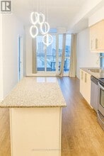 2885 Bayview Ave in Toronto, ON - Building Photo - Building Photo