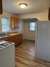 134 Norwood St in Barberton, OH - Building Photo - Building Photo