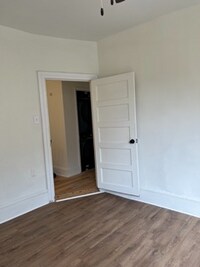 511 Brinton St photo'