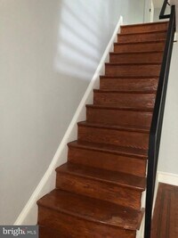 607 E Stafford St photo'