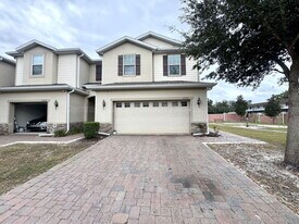 590 Prospect Point in Oviedo, FL - Building Photo