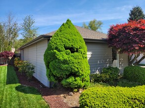 787 Haas Ln SE in Salem, OR - Building Photo - Building Photo