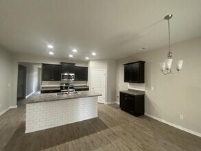 102 Oak Path Ln in Harvest, AL - Building Photo - Building Photo