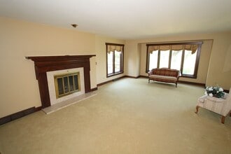 2873 Berndt Rd in Burlington, WI - Building Photo - Building Photo