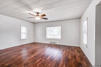 299 E 2nd St-Unit -299 in Fond du Lac, WI - Building Photo - Building Photo