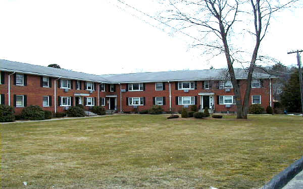 1053-1059 Main St in Wakefield, MA - Building Photo - Building Photo