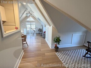 72 College Ave, Unit #3 in Somerville, MA - Foto de edificio - Building Photo