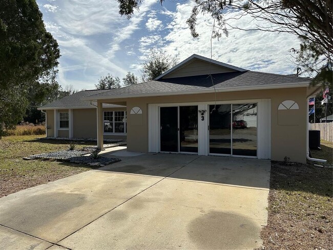 3 Pine Radial Ln in Ocala, FL - Foto de edificio - Building Photo