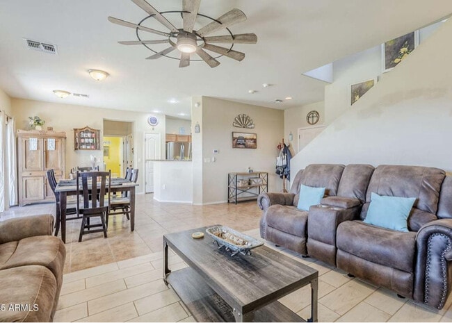 property at 1059 S Limestone St