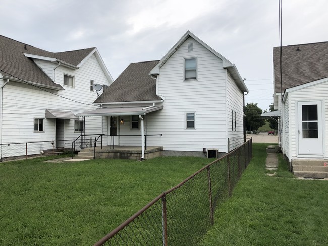 1952 Shelby St in Indianapolis, IN - Building Photo - Other