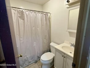 24 Rawson St in Albany, NY - Building Photo - Building Photo