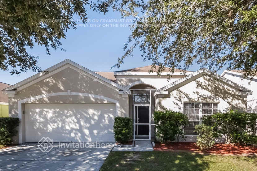 12520 Dawn Vista Dr in Riverview, FL - Building Photo