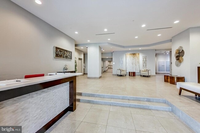 50 Florida Ave NE-Unit -601 in Washington, DC - Foto de edificio - Building Photo