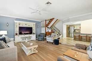 27581 Hacienda E Blvd in Bonita Springs, FL - Building Photo