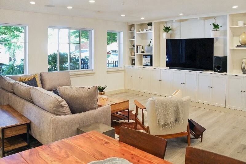 1549 NW 57th St in Seattle, WA - Foto de edificio