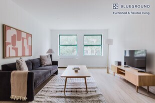 600 Columbus Ave in New York, NY - Building Photo