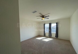 19577 W Palo Verde Dr in Litchfield Park, AZ - Building Photo - Building Photo