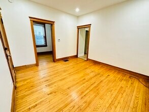 2344 W Cortez St in Chicago, IL - Building Photo - Building Photo