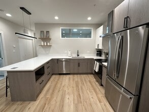 4015 Prairie Ave, Unit 2 G in Brookfield, IL - Building Photo - Building Photo