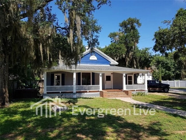 property at 600 S Center St