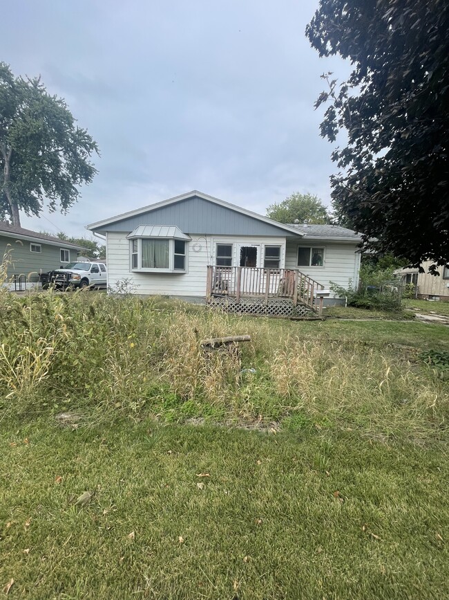 property at 908 Jerlynn Ave