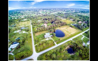 11232 83rd Ln N in West Palm Beach, FL - Building Photo