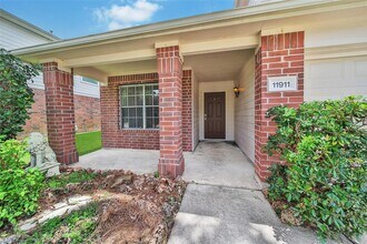11911 Ezekiel Rd in Tomball, TX - Building Photo - Building Photo
