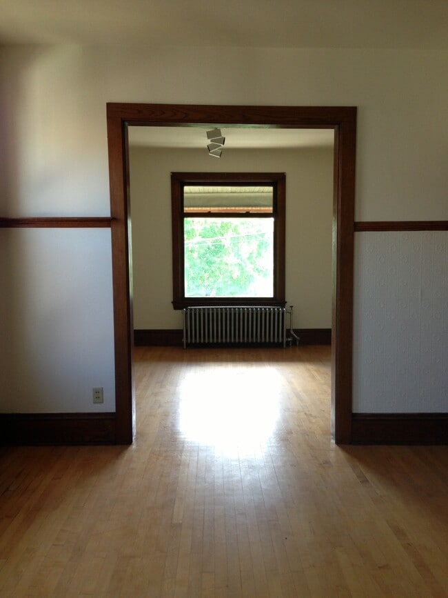 216 Ann St, Unit 1 in St. Paul, MN - Building Photo - Building Photo