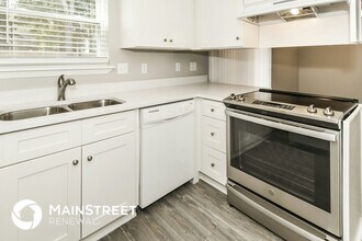 10258 Lake Pines Rd in Jacksonville, FL - Building Photo - Building Photo
