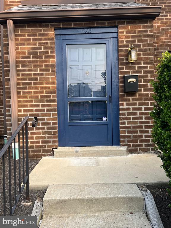 628 Village Heritage in Ardmore, PA - Foto de edificio - Building Photo