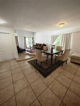4807 Ponce de Leon in Coral Gables, FL - Building Photo - Building Photo