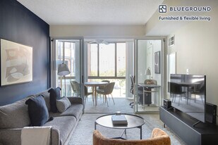 450 Massachusetts Ave NW in Washington, DC - Building Photo