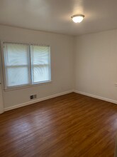 2014 Brannen Rd SE in Atlanta, GA - Foto de edificio - Building Photo