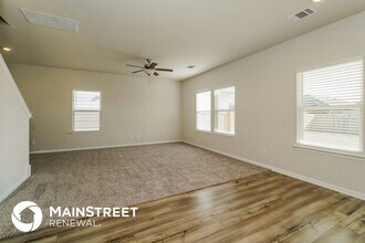 417 Osier Pass in Hutto, TX - Building Photo - Building Photo