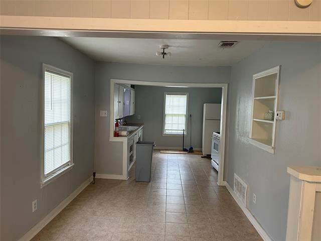 1106 Greenlee St in Denton, TX - Building Photo - Building Photo