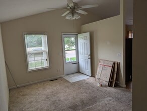 1411 Monroe Ave., Unit Apt. A in Evansville, IN - Building Photo - Building Photo