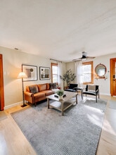 1116 Adelia St in Downers Grove, IL - Building Photo - Building Photo