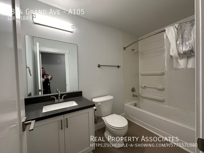 2824 Grand Ave in Everett, WA - Building Photo - Building Photo