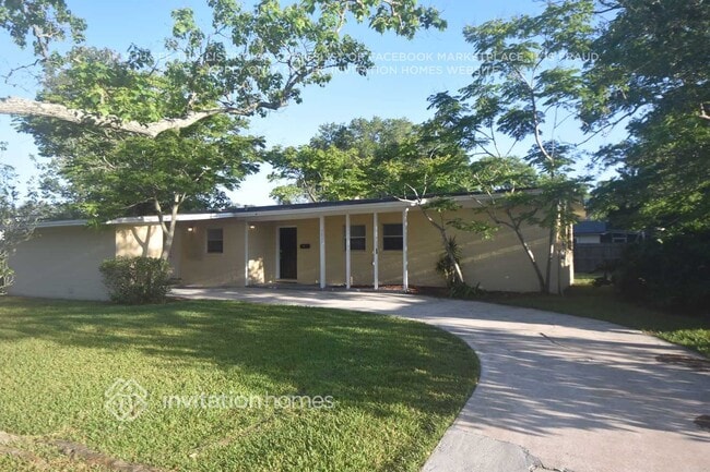 property at 1517 Bentin Dr N