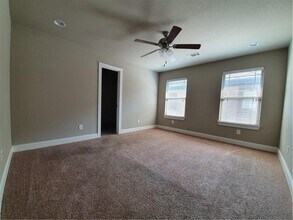 4000 S W Capstone Ave in Bentonville, AR - Building Photo - Building Photo