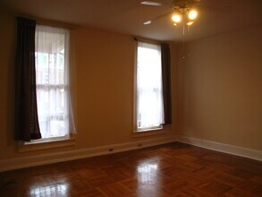 205 W 29th St, Unit 1 in Baltimore, MD - Building Photo - Building Photo