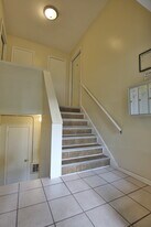 8813 18th Avenue South, Unit 4 in Bloomington, MN - Building Photo