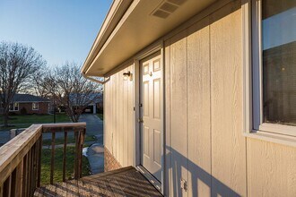 5420 S 32nd St in Lincoln, NE - Building Photo - Building Photo