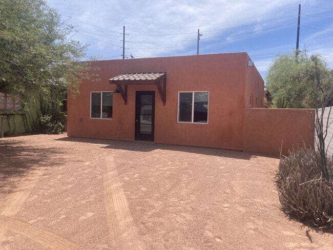 property at 1050 E Water St