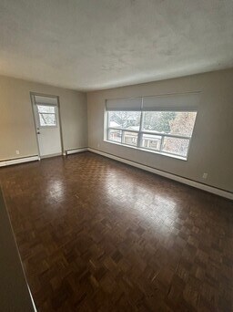Riverview Apartments in Guelph, ON - Building Photo - Building Photo