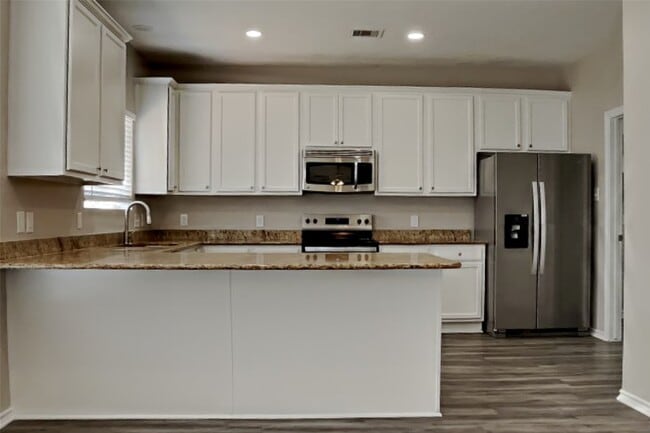 property at 3502 Avalon Spring Ln