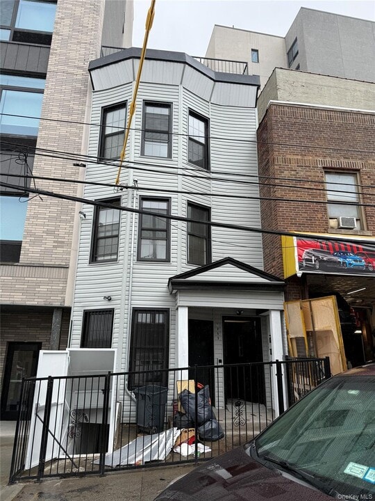 1869 Carter Ave in Bronx, NY - Building Photo