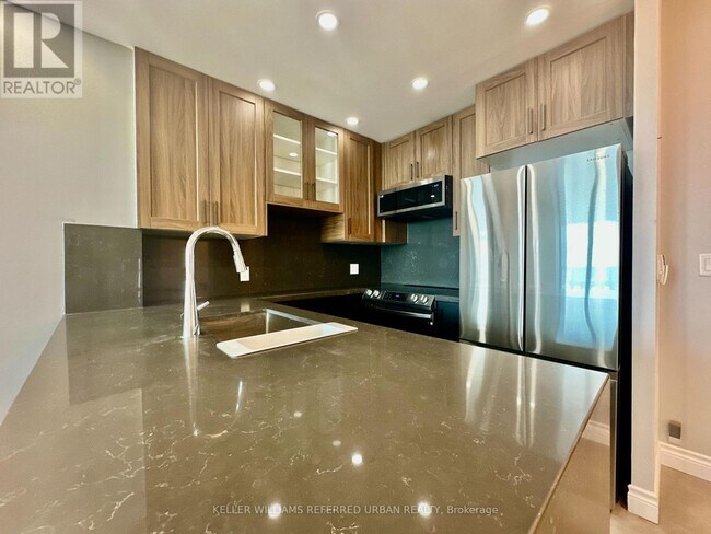 property at 8 Park Rd