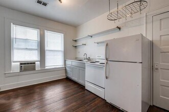 804 Sunset Ave in Dallas, TX - Foto de edificio - Building Photo