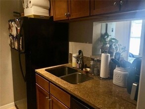 3204 Menchaca Rd, Unit 315 in Austin, TX - Building Photo - Building Photo